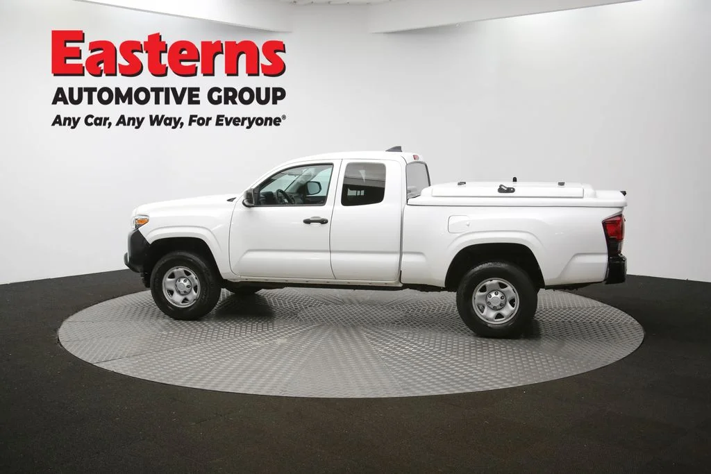 Used 2019 White Toyota SR image 59
