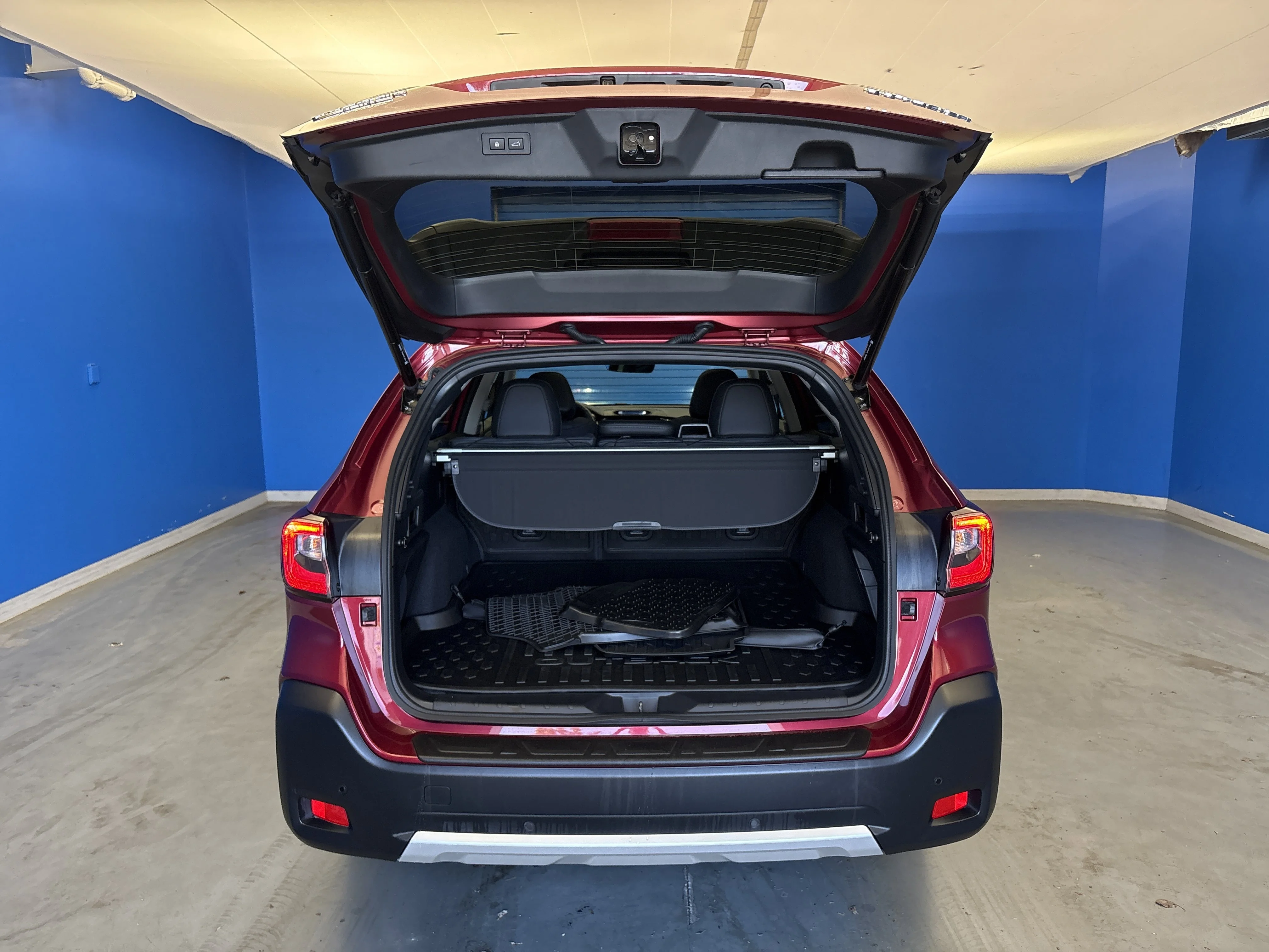 Used 2025 Crimson Red Pearl Subaru Limited image 27