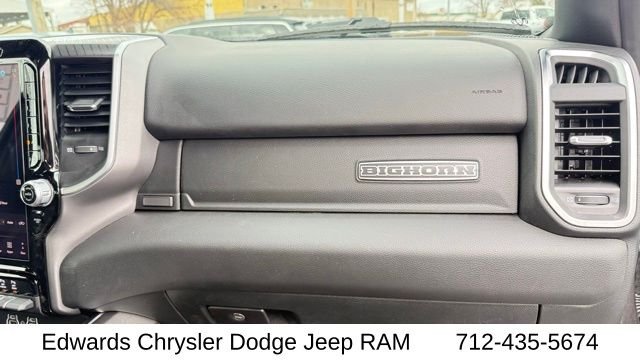 New 2026 Granite Crystal Metallic Clearcoat RAM Big Horn/Lone Star image 36