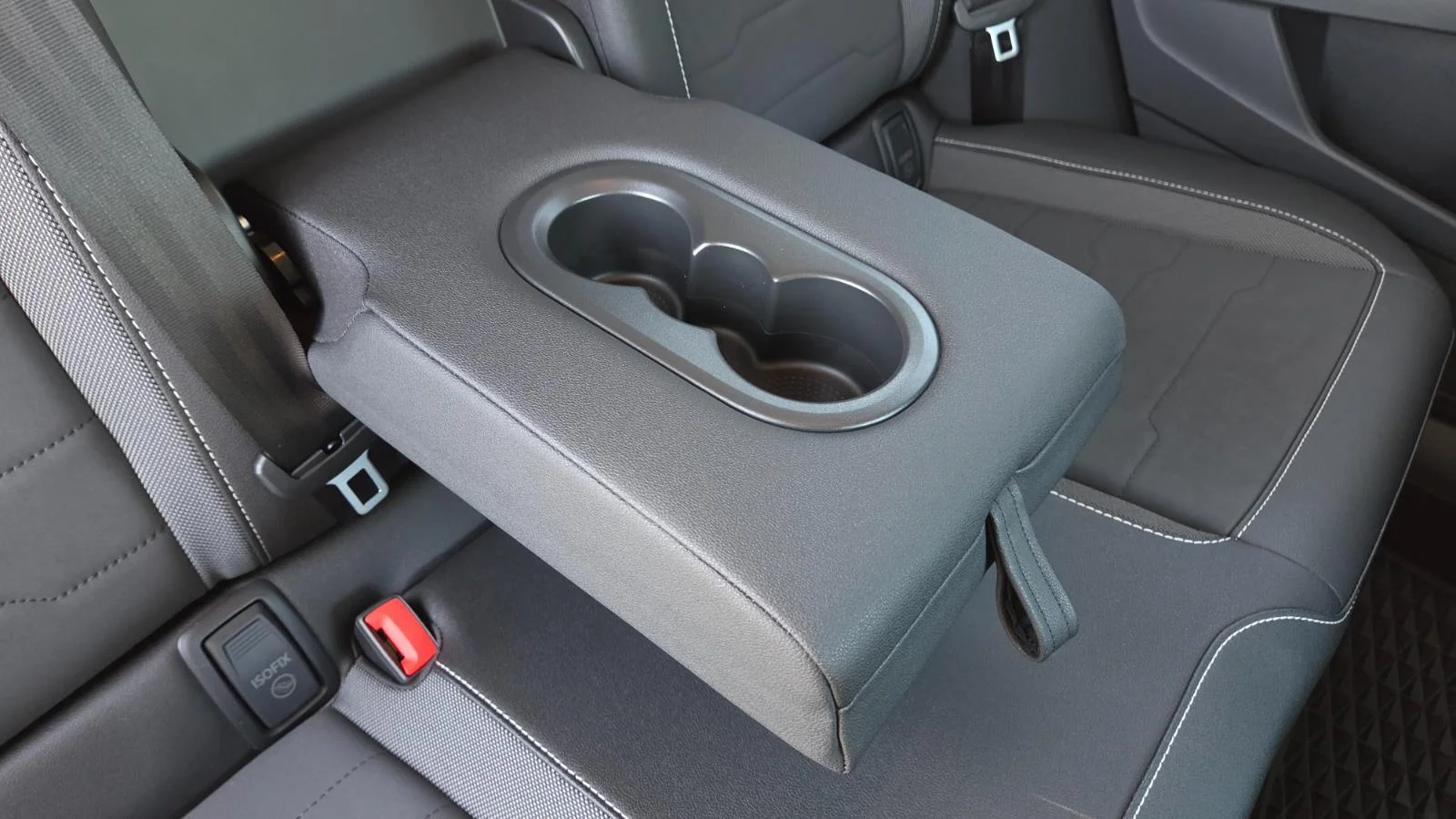2025 Volkswagen Taos SE - Photo 56