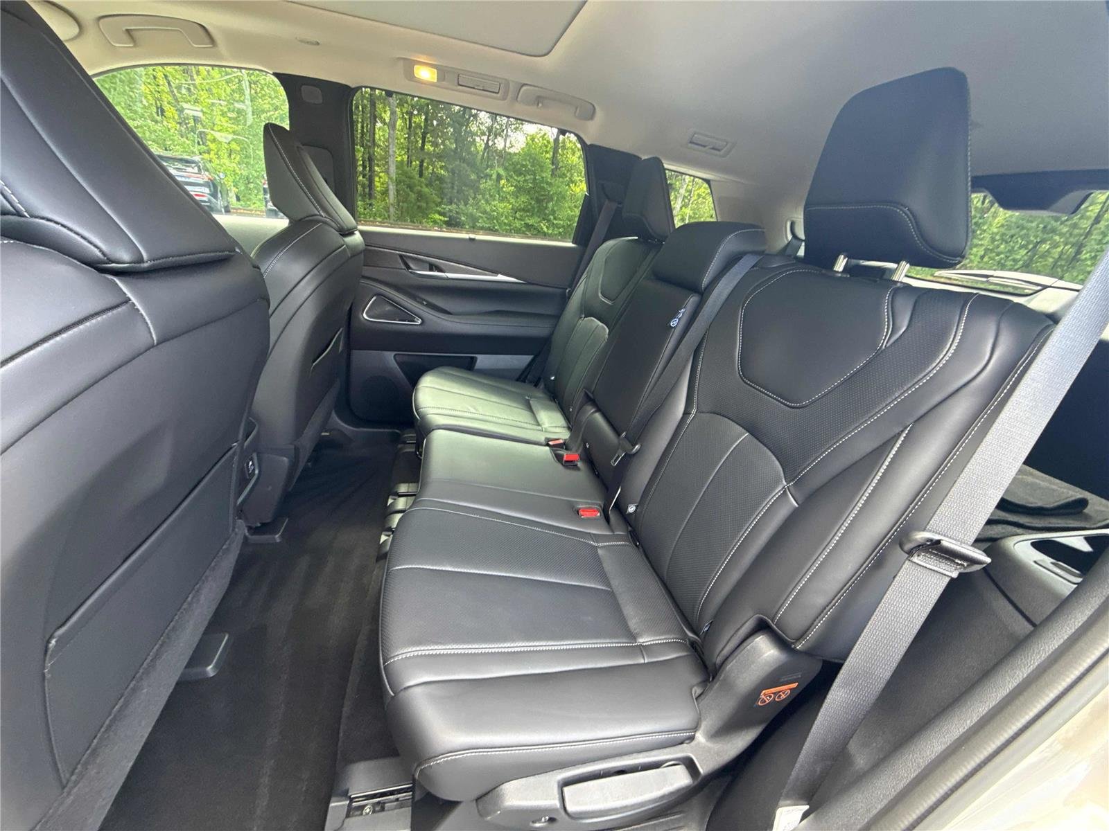Used 2025 Warm Titanium INFINITI SENSORY image 12