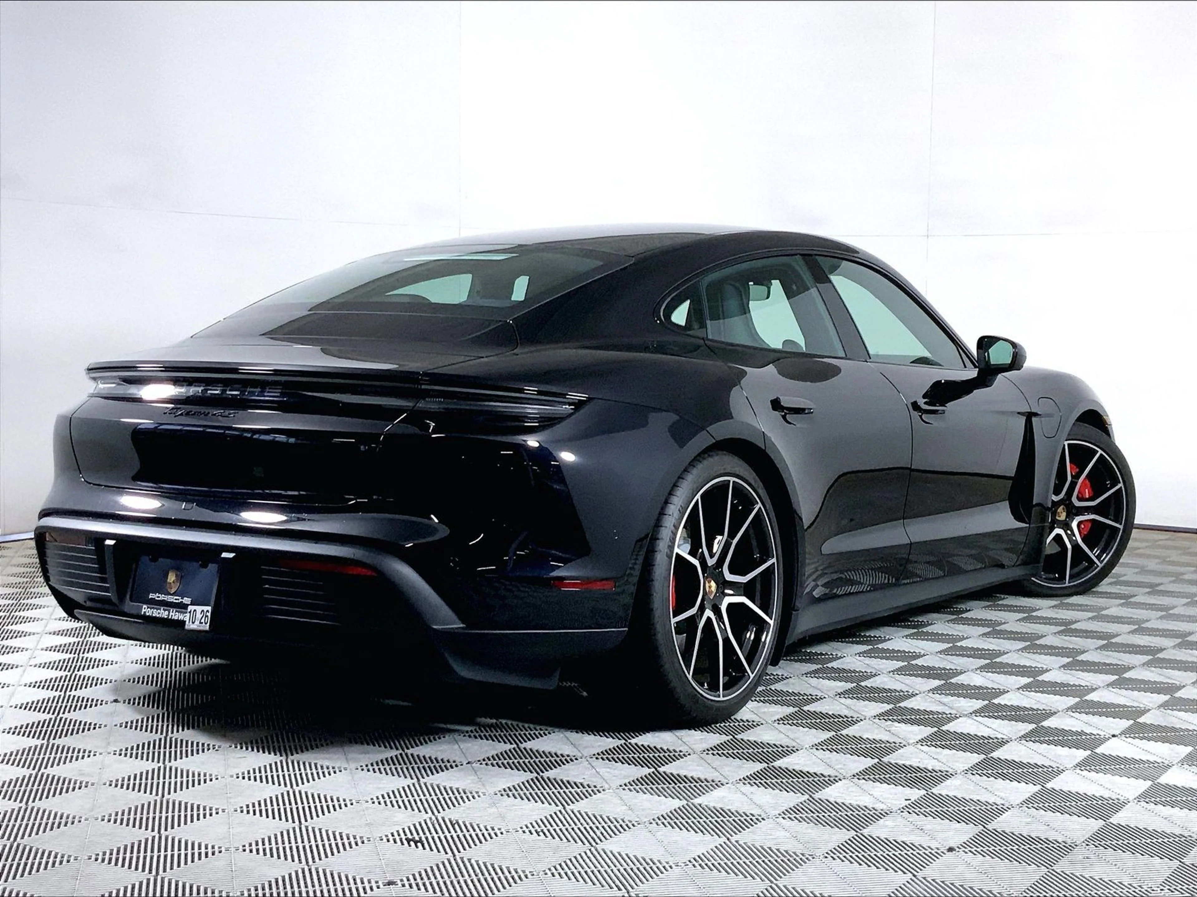 Used 2025 Black Porsche 4S image 7