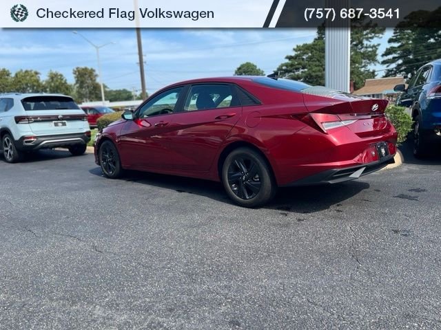 Used 2023 Ultimate Red Hyundai SEL image 6