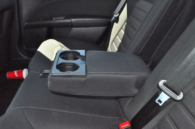 Used 2020 Black Ford SE image 15