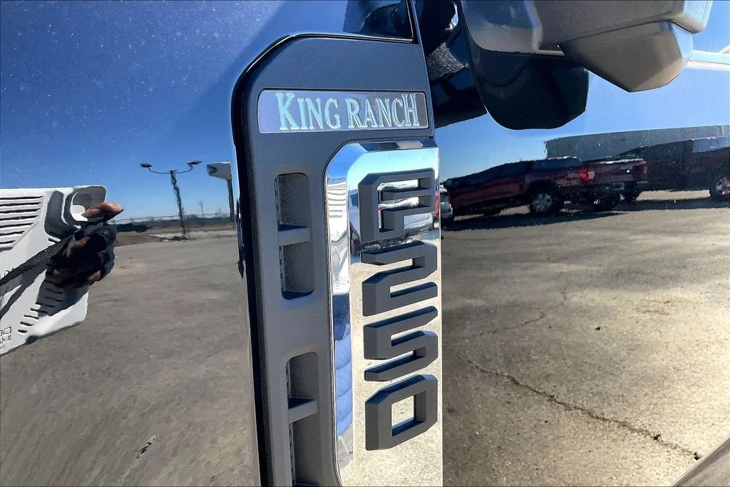 New 2026 Ford Super Duty F-250 King Ranch 4D Crew Cab