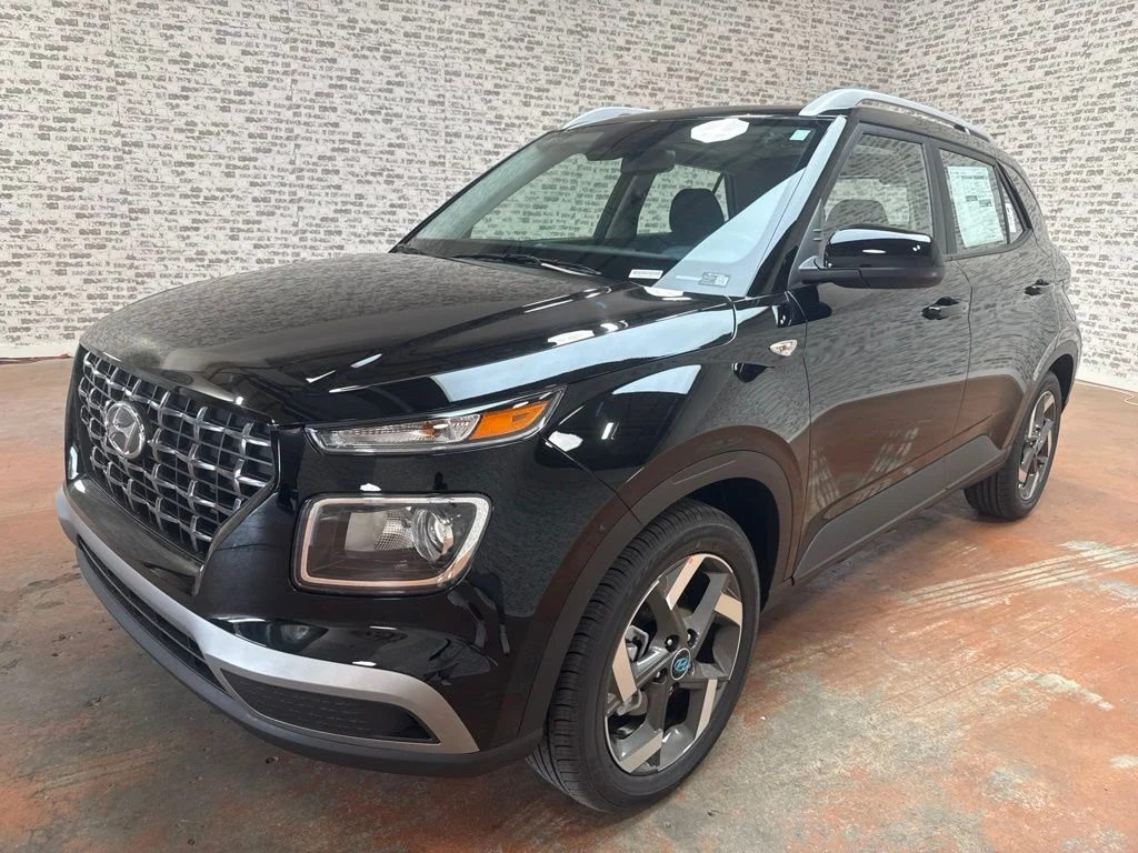 New 2026 Onyx Black Hyundai SEL image 3