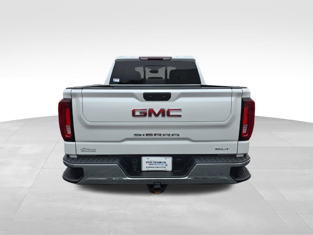 Used 2024 White GMC SLT image 5