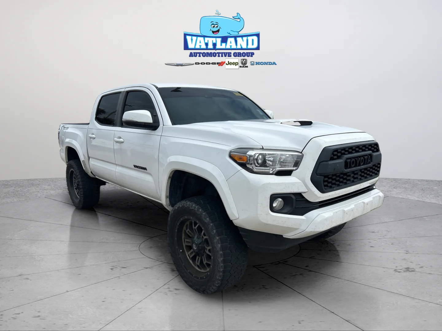 Used 2020 Super White Toyota TRD Sport image 7