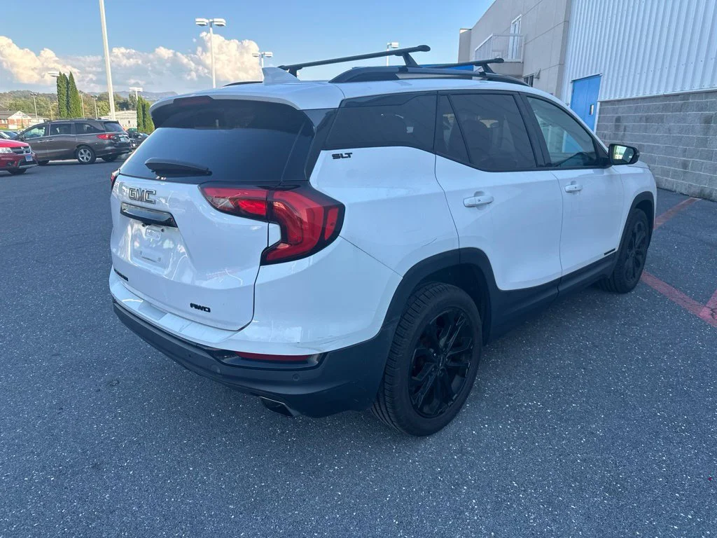 Used 2020 White GMC SLT image 3
