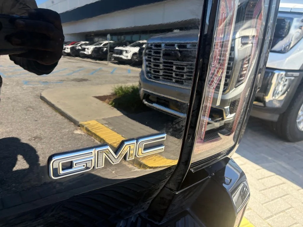 Used 2024 Black GMC 2X image 8