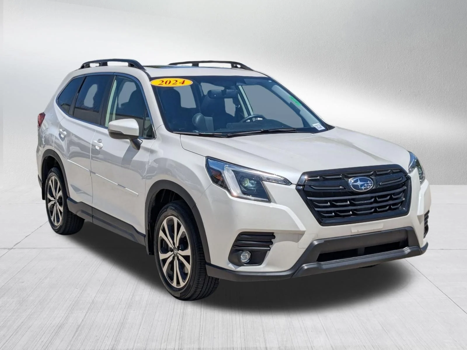 Used 2024 Crystal White Pearl Subaru Limited image 8