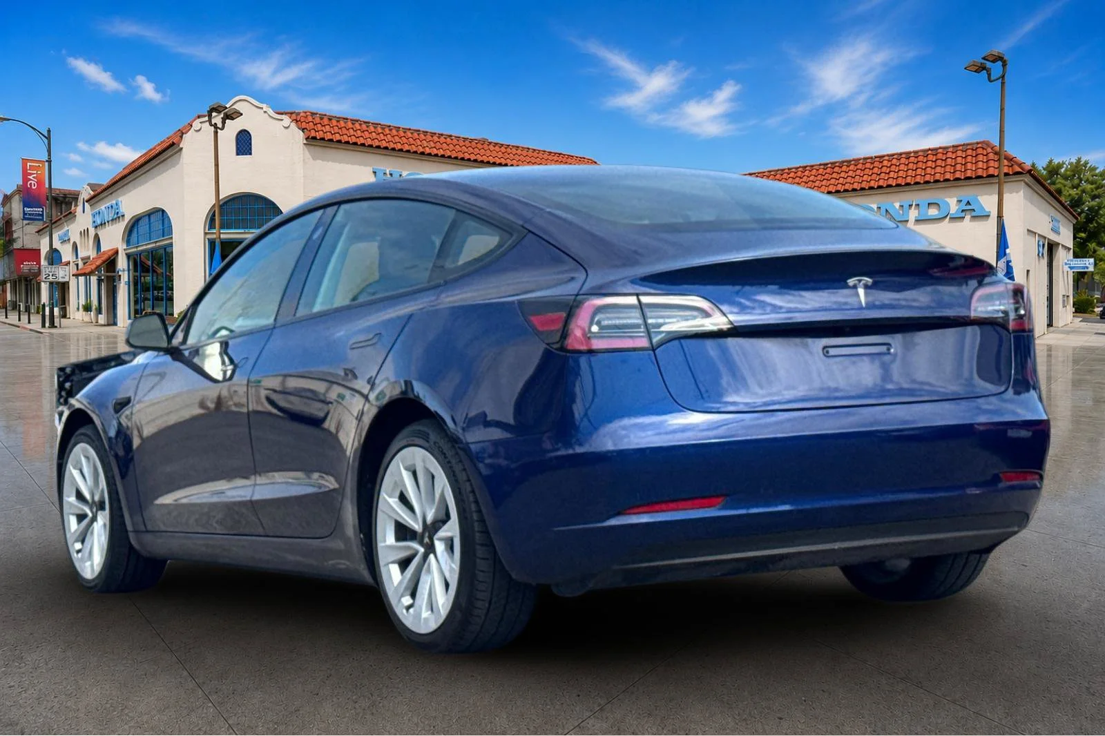 Used 2023 Deep Blue Metallic Tesla Base image 6