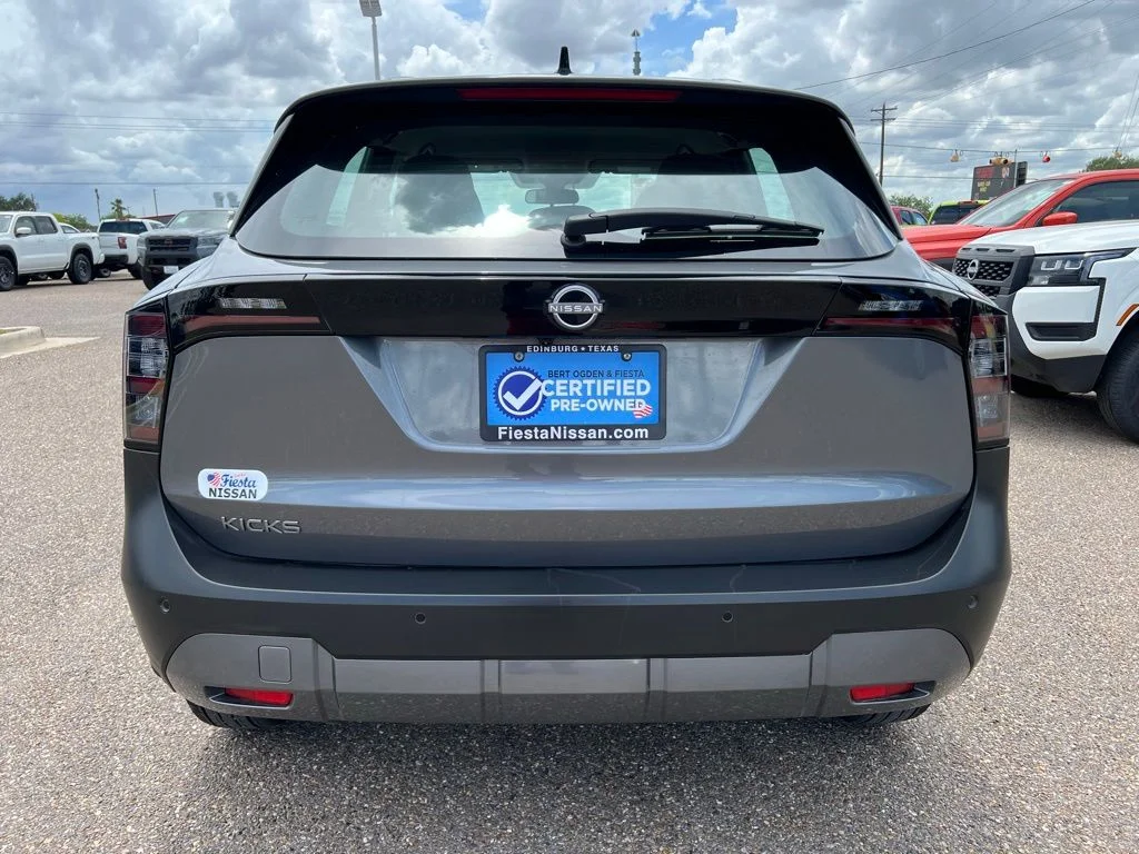 Used 2026 Gray Nissan S image 6