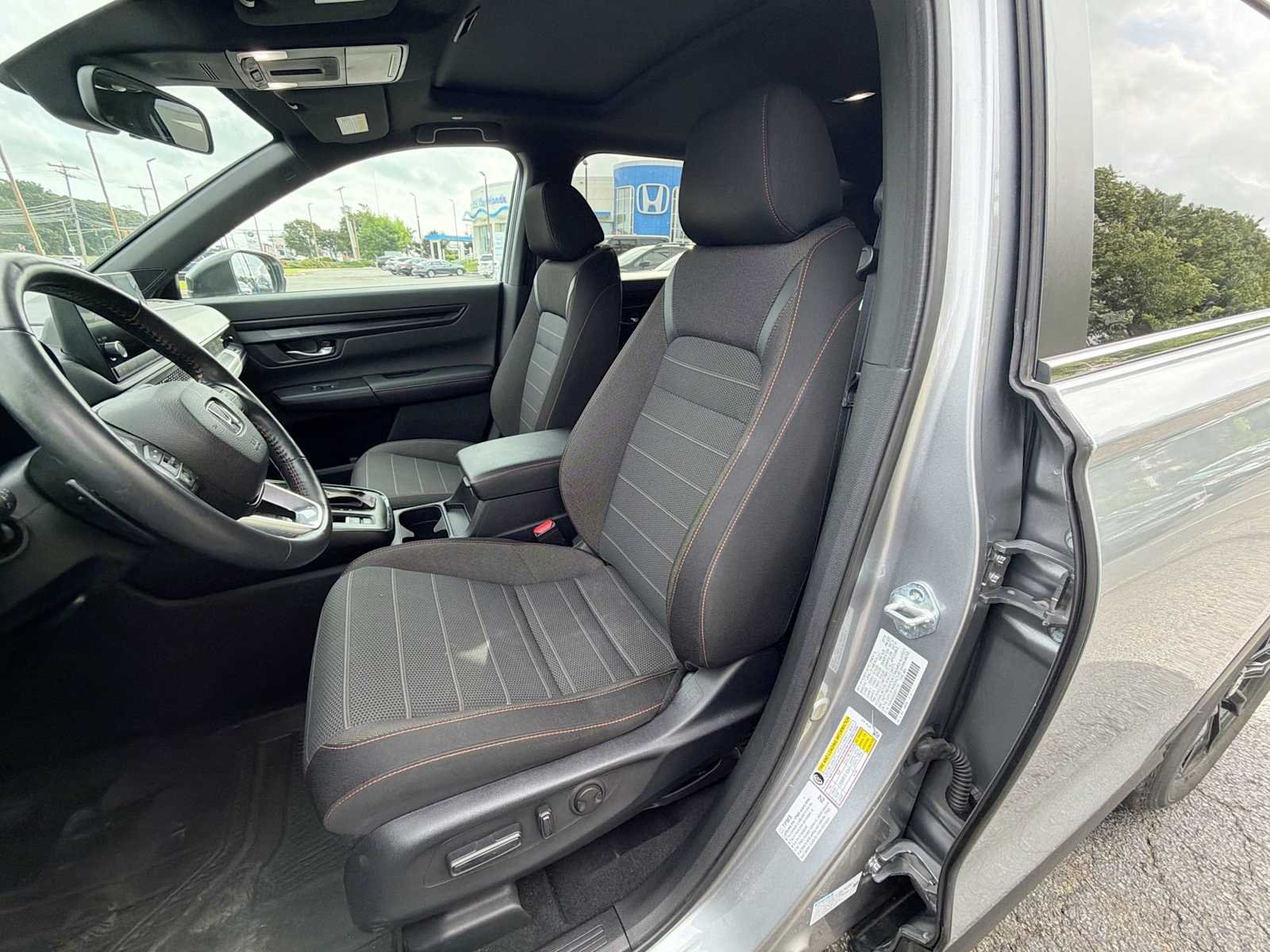 2025 Honda CR-V Sport - Photo 21