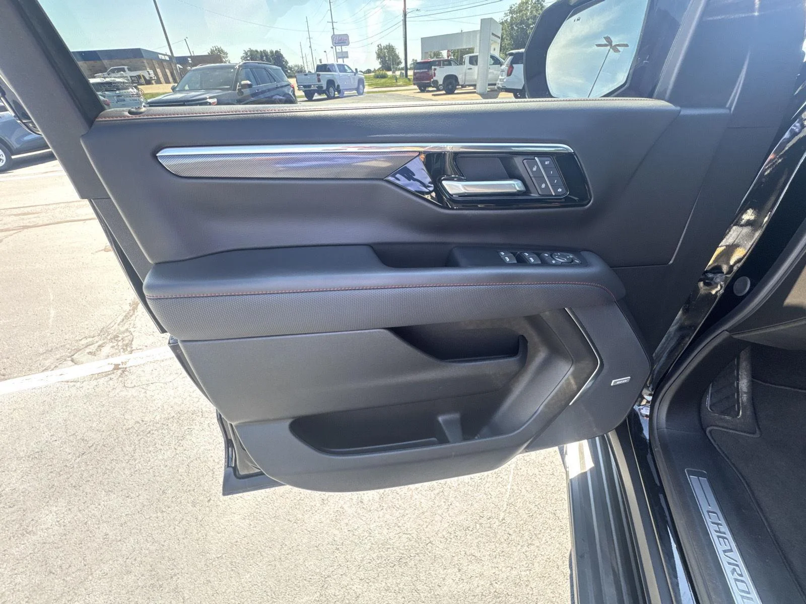 Used 2025 Black Chevrolet RST image 8