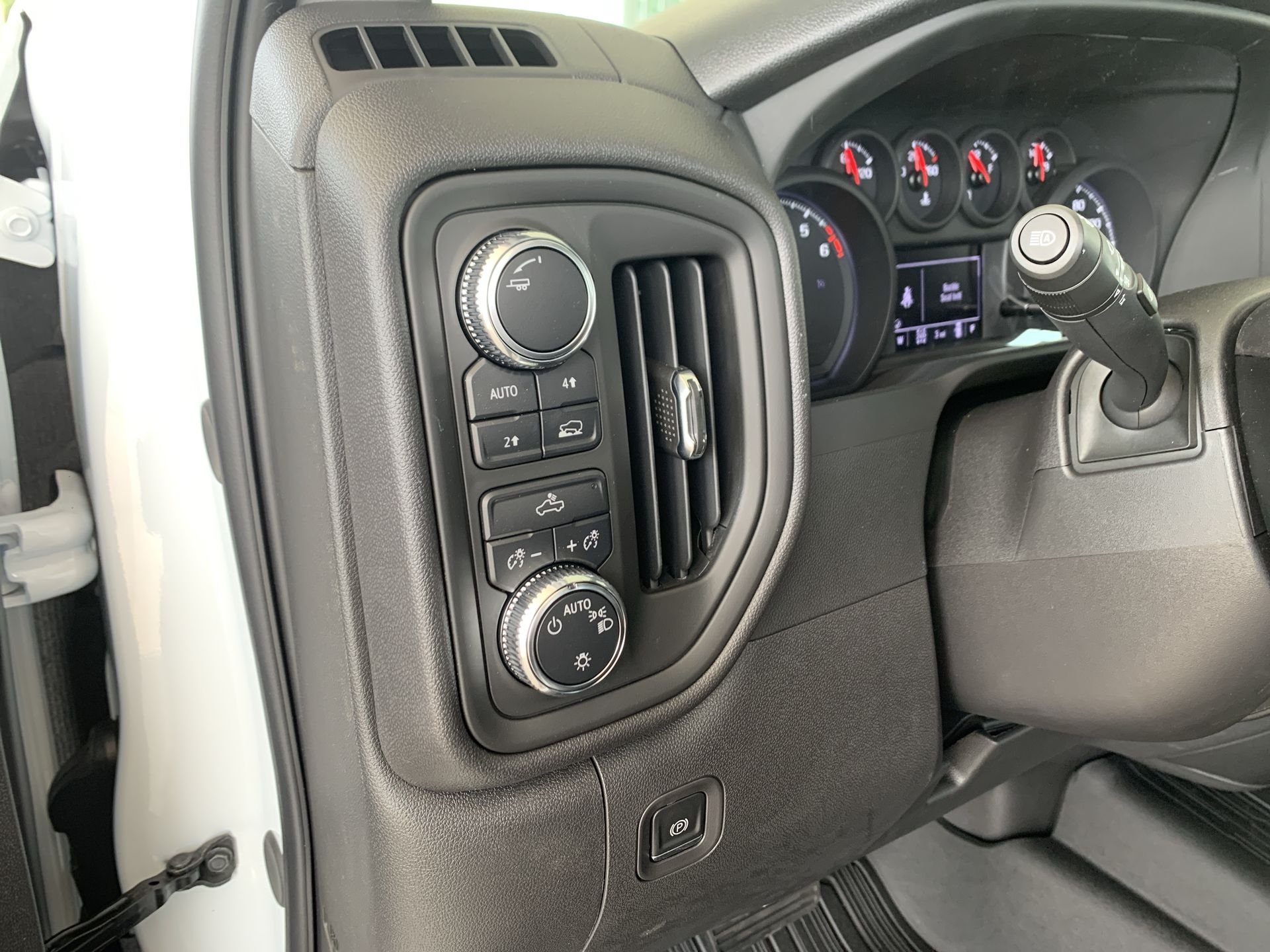 2025 GMC Sierra 1500 Pro - Photo 41