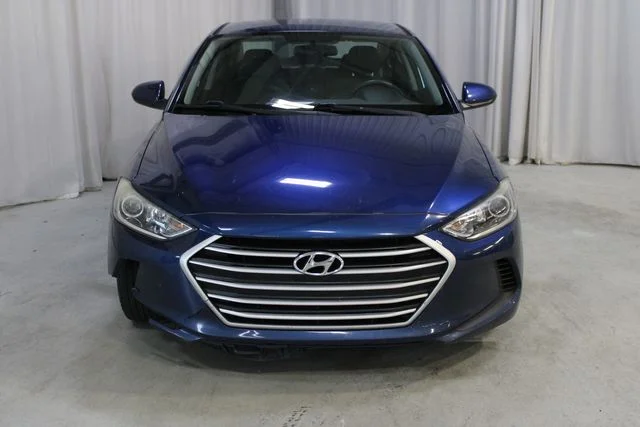 Used 2017 Blue Hyundai SE image 23