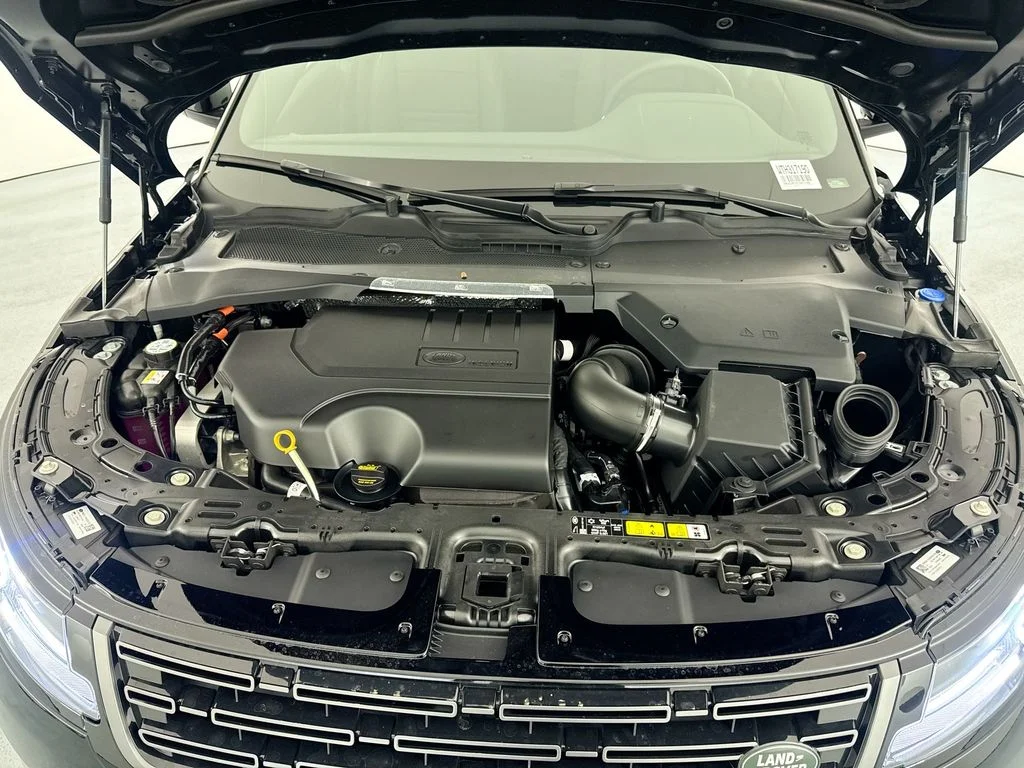 New 2026 Santorini Black Land Rover Core S image 30