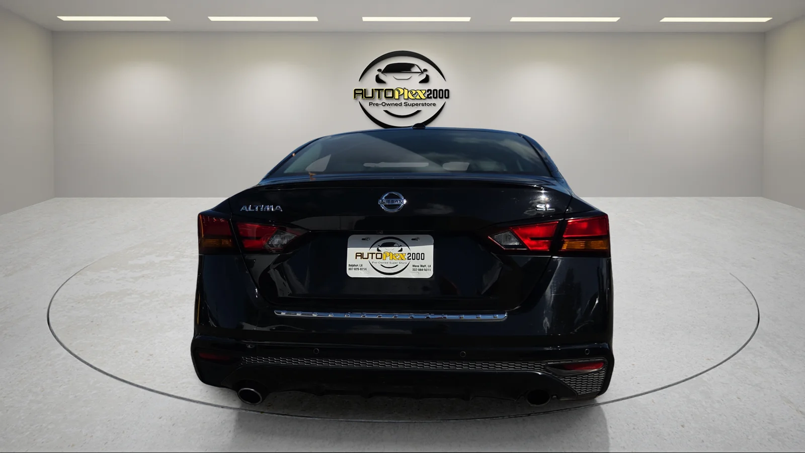 Used 2021 Black Nissan 2.5 SL image 6