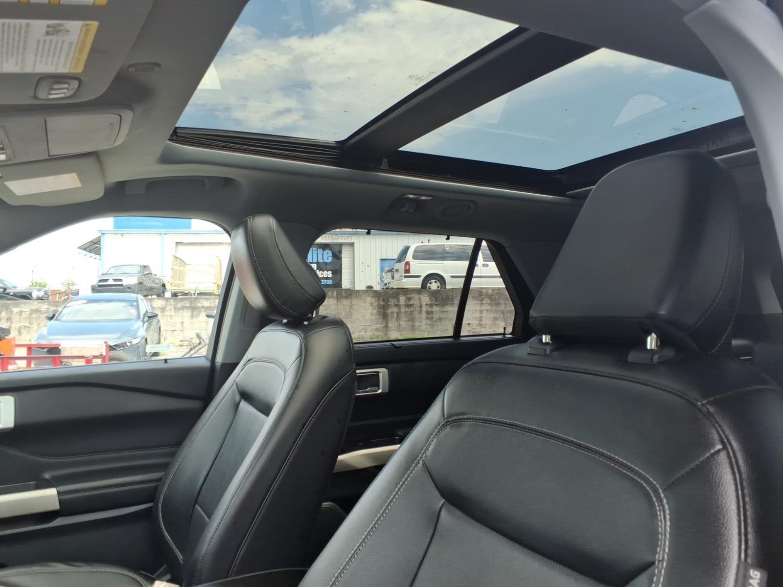 Used 2021 Gray Metallic Ford Limited image 18