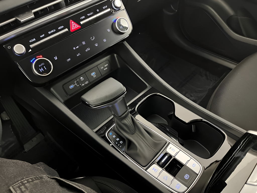 New 2026 Silver Hyundai SEL image 18