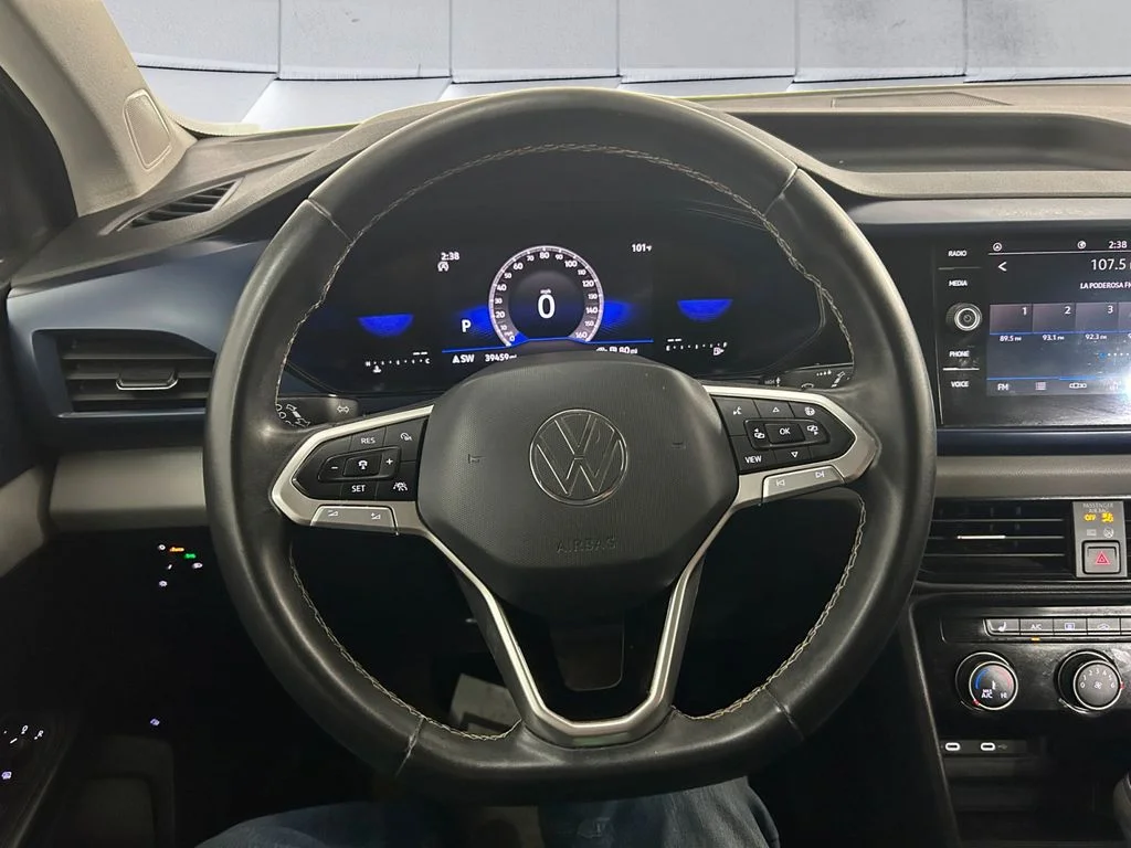 Used 2023 Blue Volkswagen 1.5T SE image 9