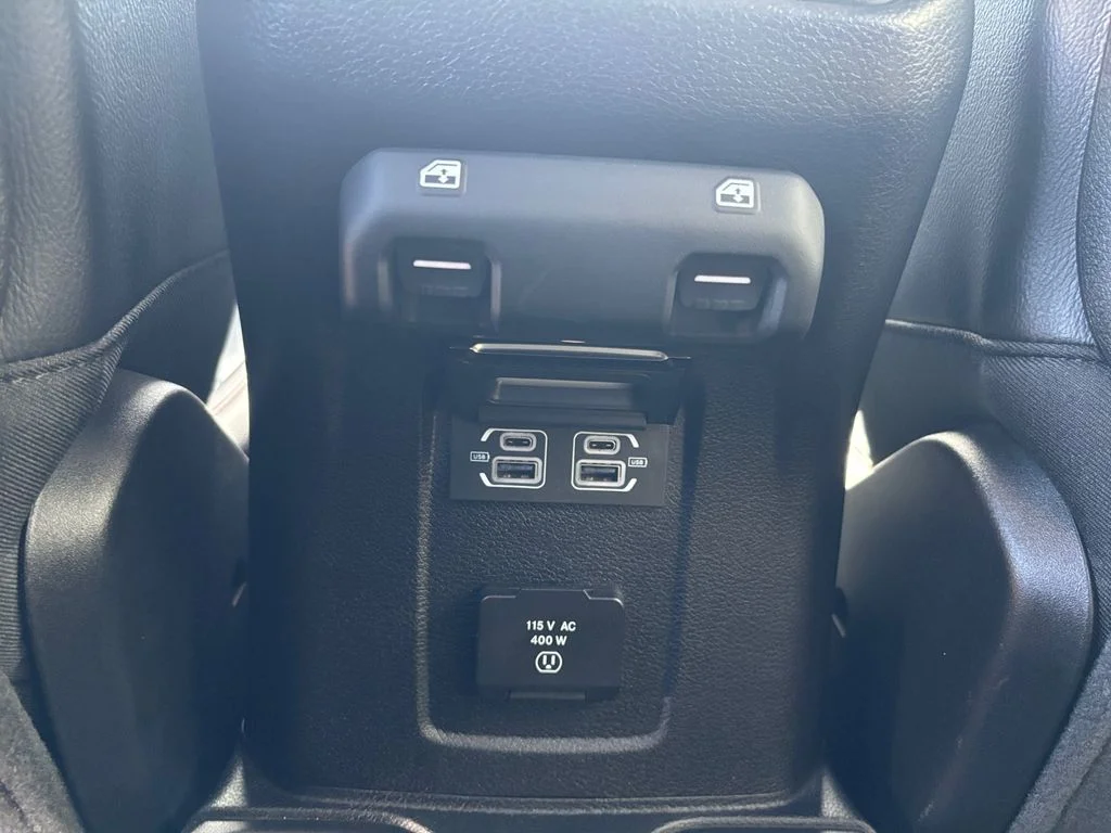 Used 2021 White Jeep Rubicon image 23
