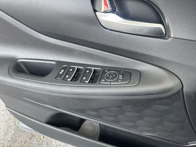 Used 2023 Black Hyundai SEL image 29