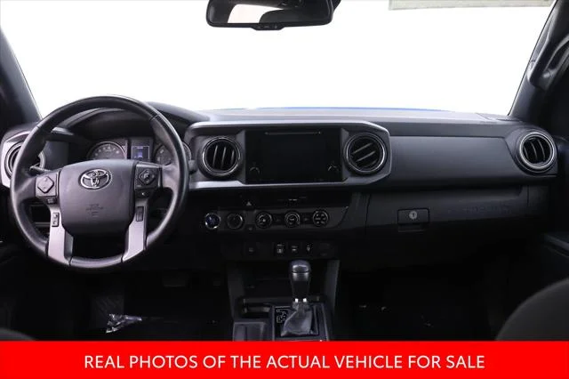 Certified Used 2018 BLAZING BLUE PEARL Toyota  image 5