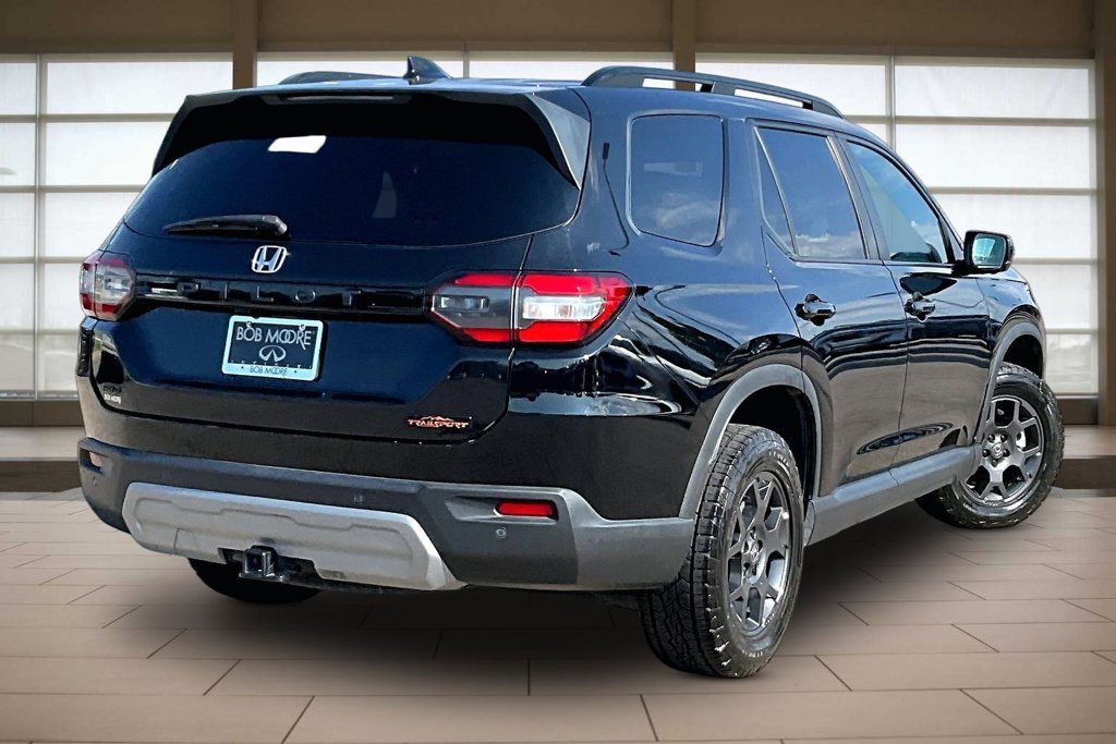 Used 2025 Black Honda TrailSport image 2