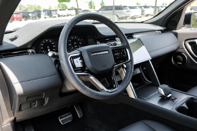 2026 Land Rover Discovery Sport 3
