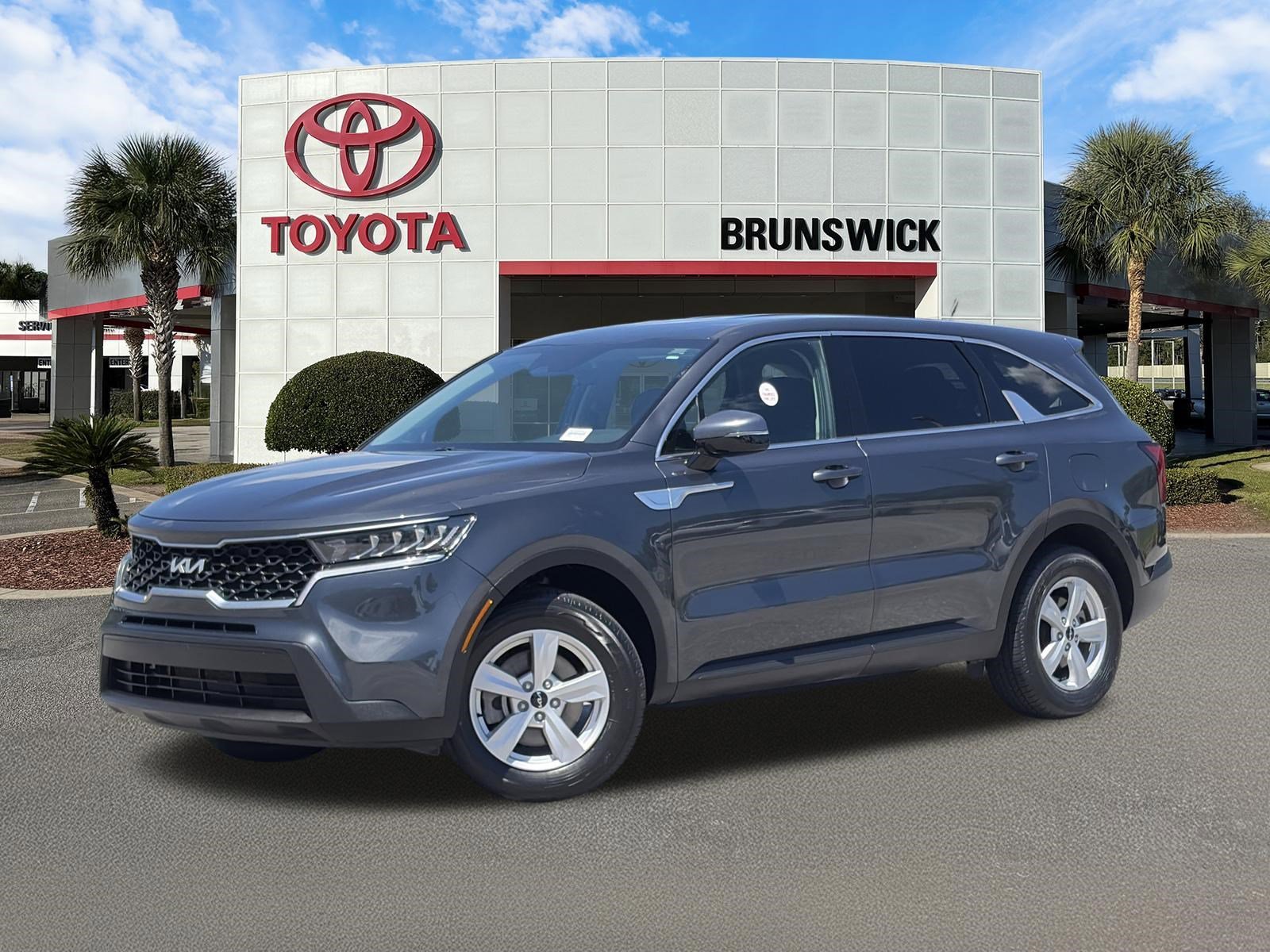 2023 Kia Sorento LX AT's photo