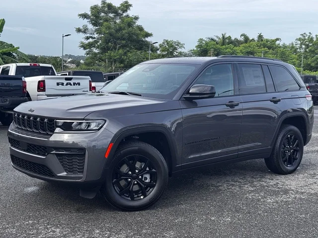 2026 Jeep Grand Cherokee Altitude