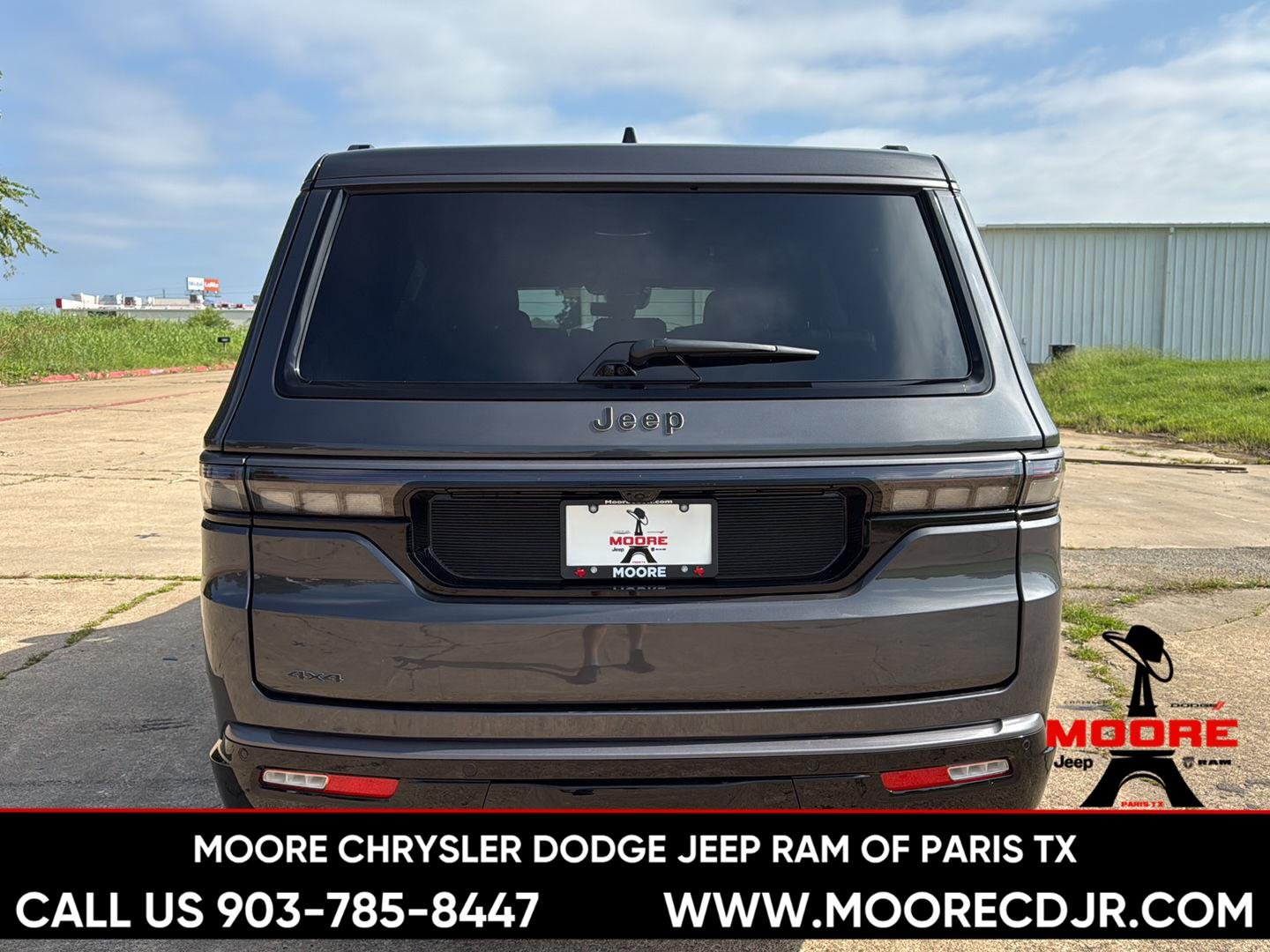 New 2026 Baltic Gray Metallic Clearcoat Jeep Summit Obsidian image 6