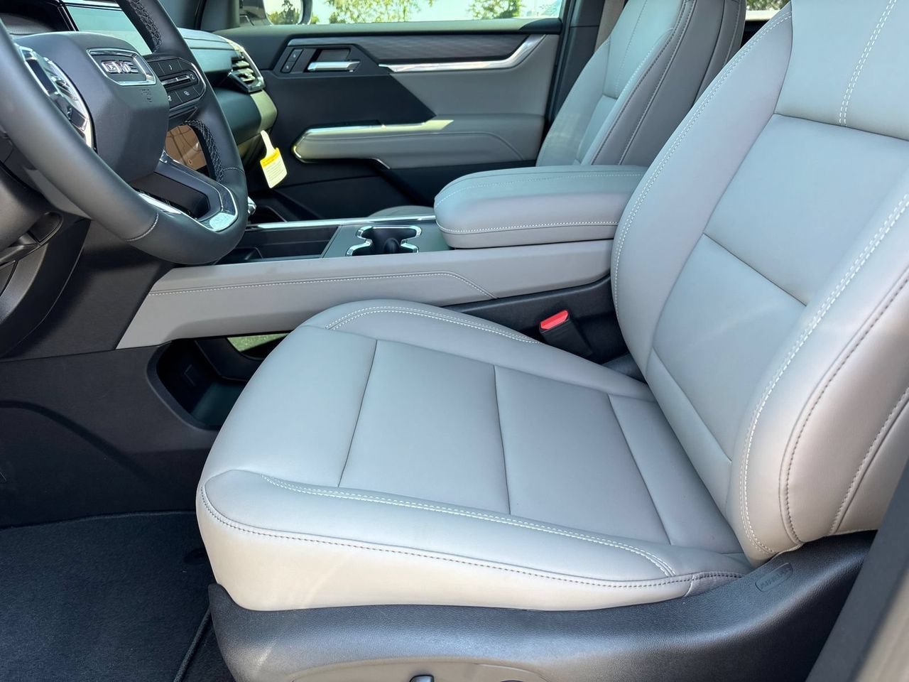 2026 GMC Acadia Elevation - Photo 20