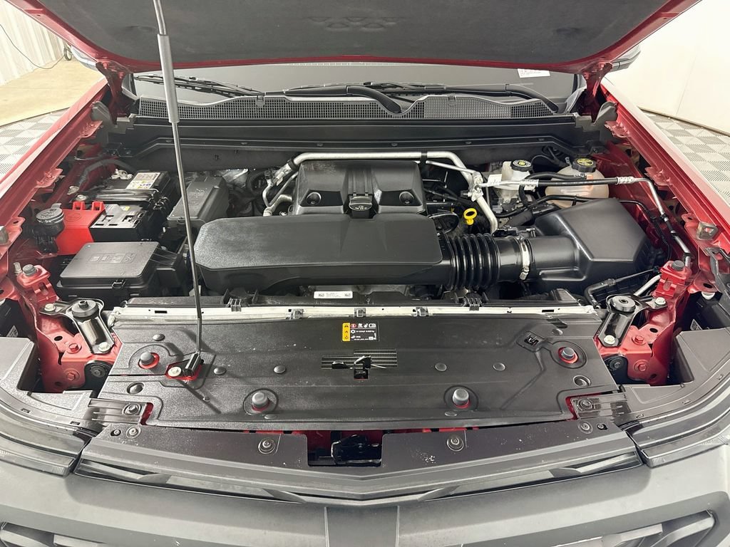Used 2025 Radiant Red Tintcoat Chevrolet Trail Boss image 28