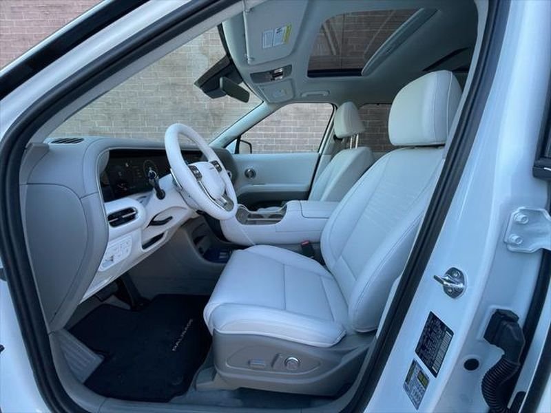 New 2026 Creamy White Pearl Hyundai Limited image 13