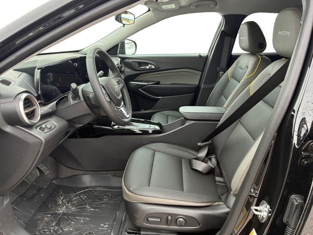 New 2026 Mosaic Black Metallic Chevrolet ACTIV image 11