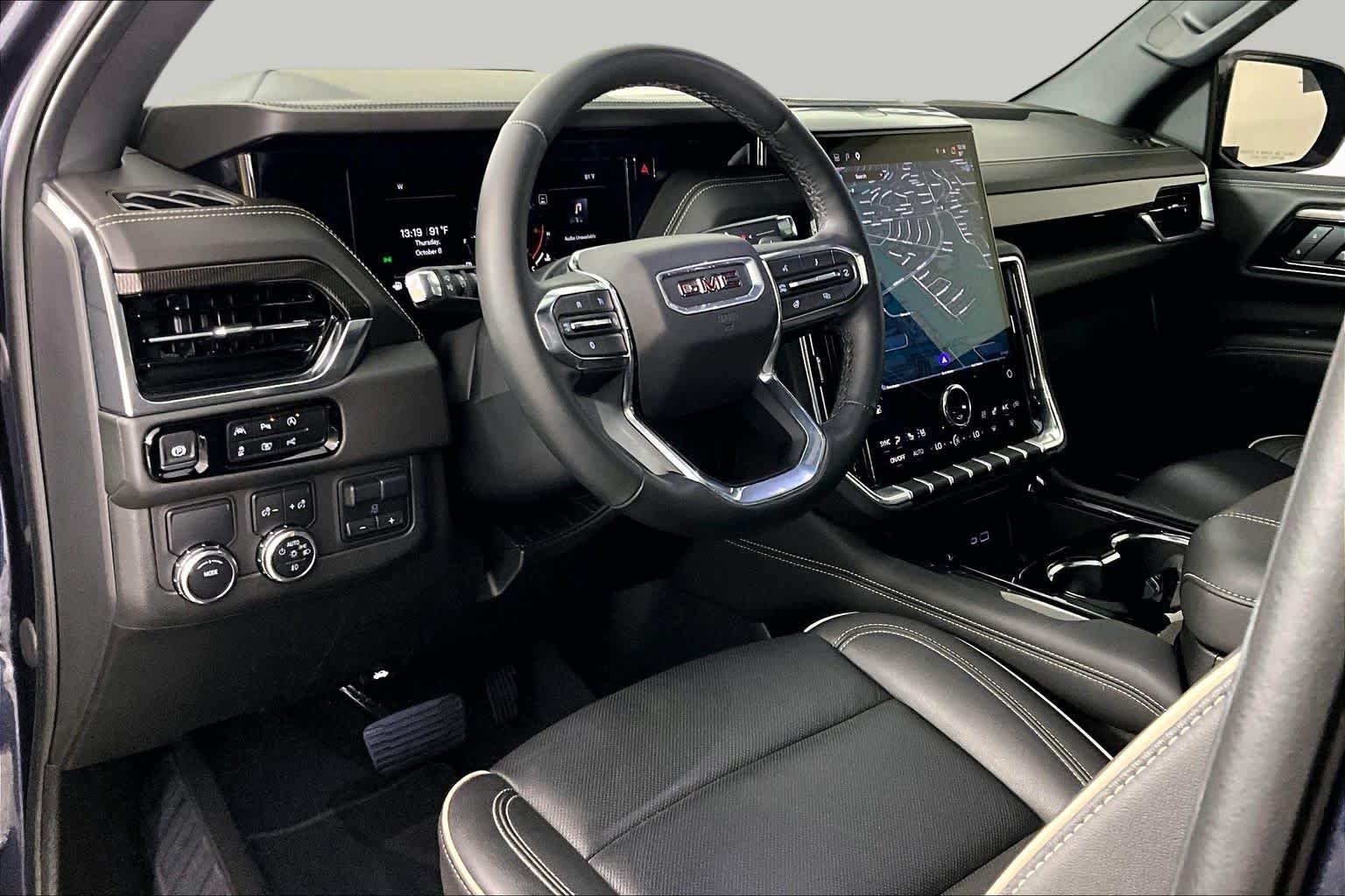 Used 2025 Titanium Rush Metallic GMC Elevation image 16