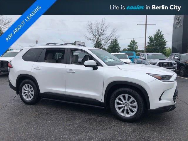 Certified Used 2024 WIND CHILL PEARL Toyota  image 1