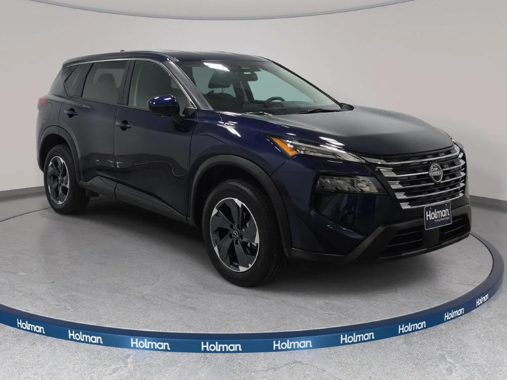 Used 2026 Blue Nissan SV image 4