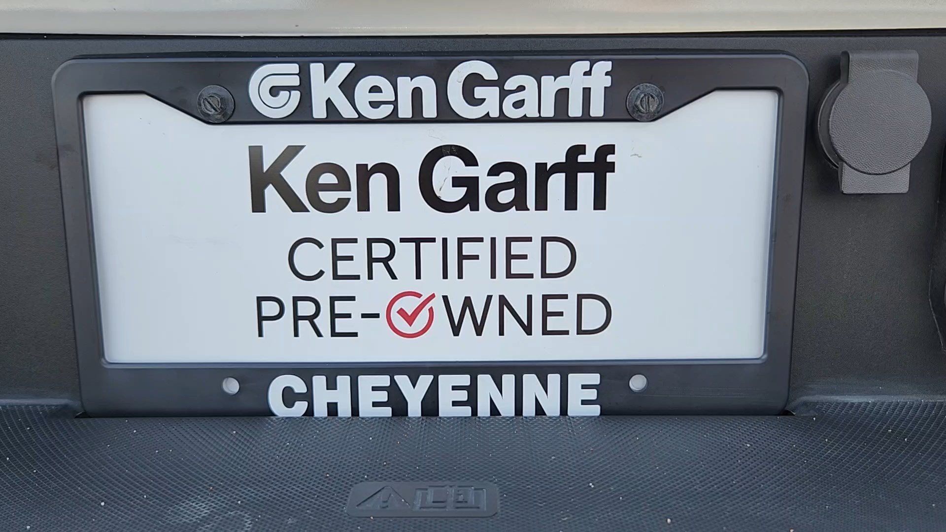 Certified Used 2024 Oxford White Ford XLT image 21