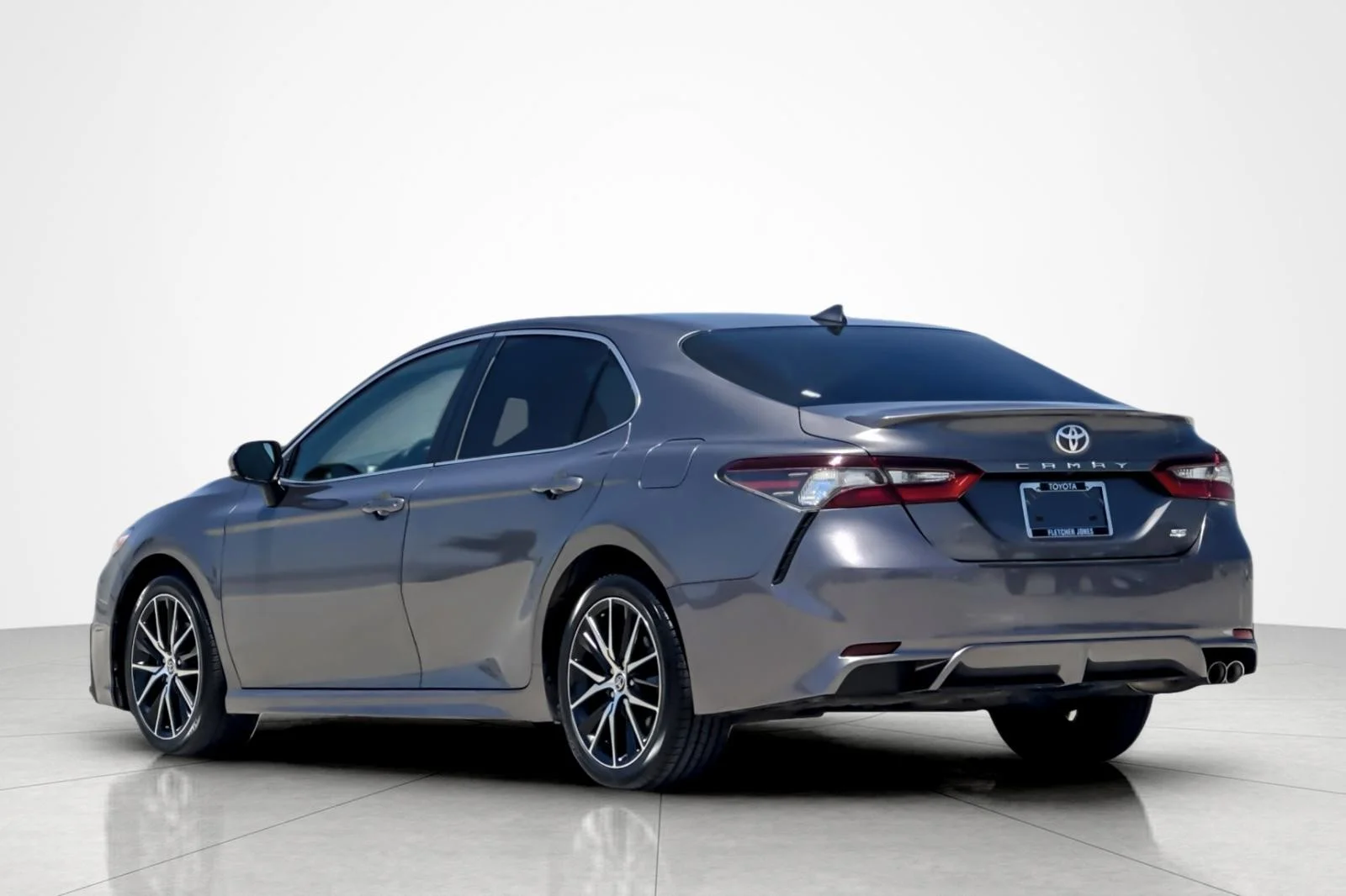 Certified Used 2022 PRE DAWN MICA Toyota SE image 3