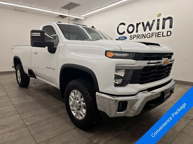 Used 2024 Summit White Chevrolet LT image 7
