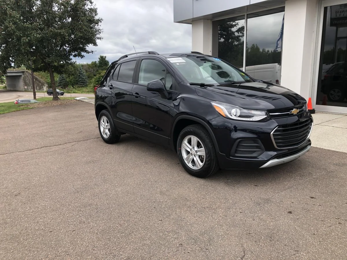Used 2022 Blue Chevrolet Awd 4dr Lt image 3