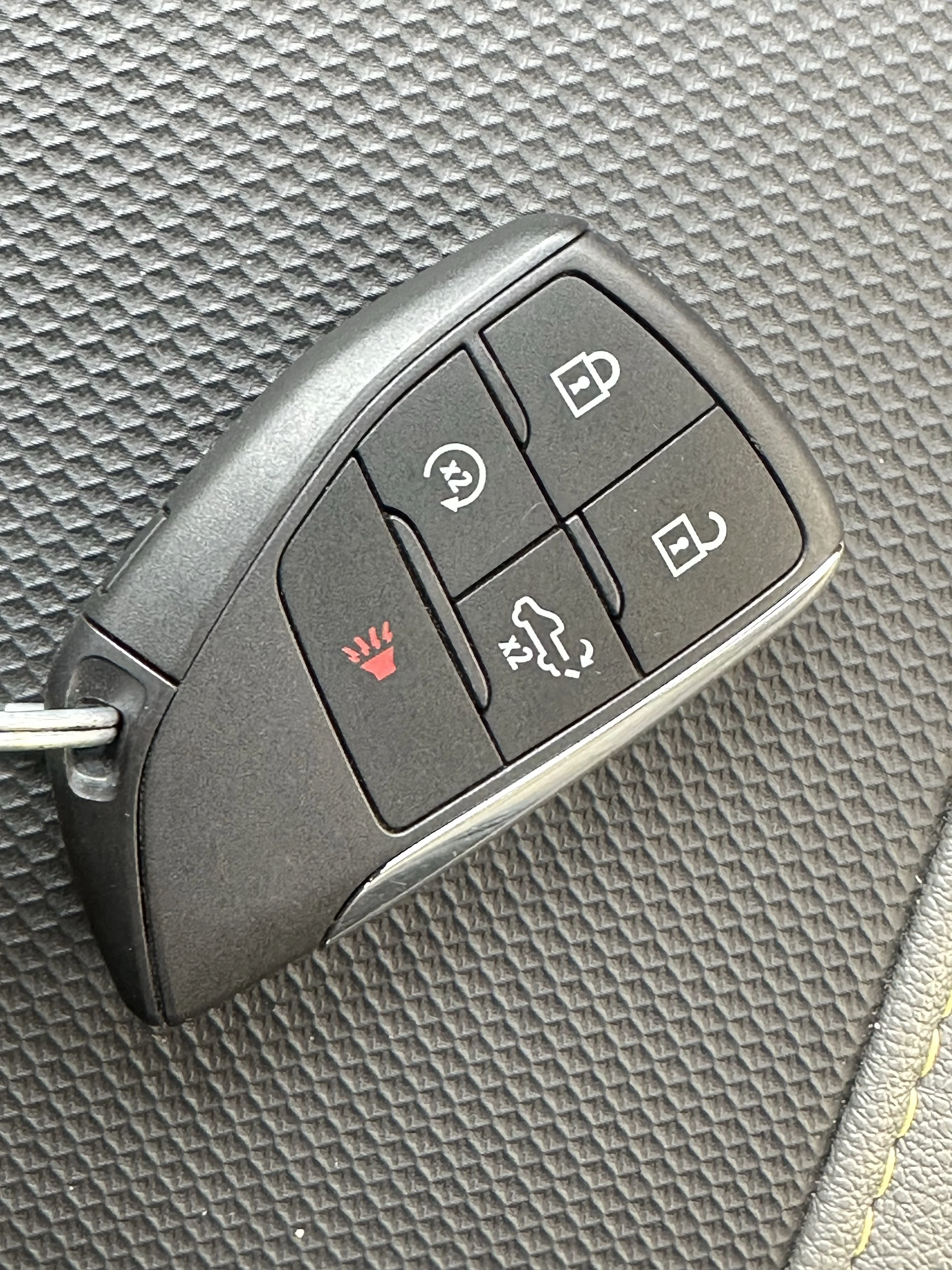 Certified Used 2025  Chevrolet ZR2 image 25