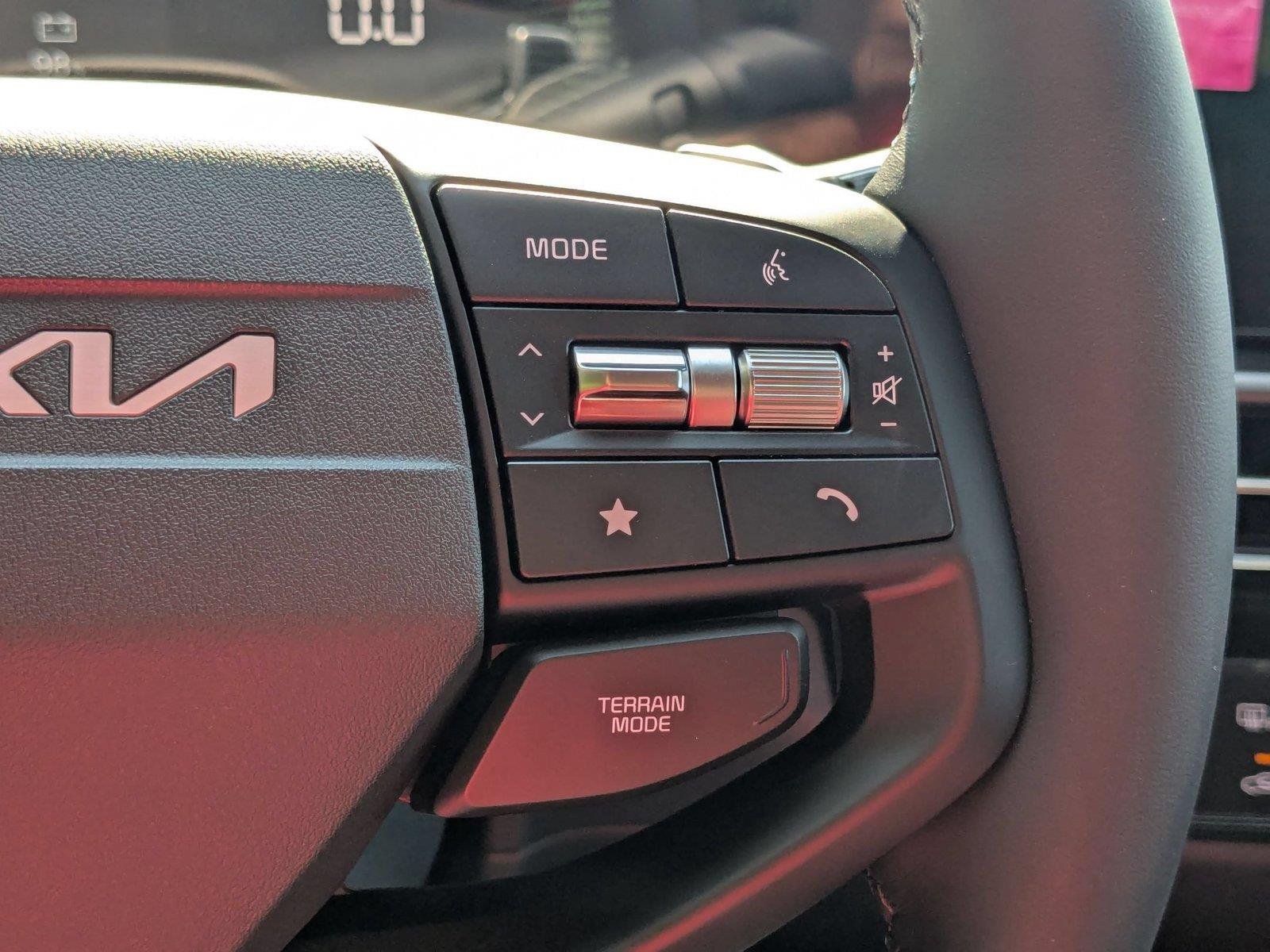 Used 2026 Fusion Black Kia EX image 19