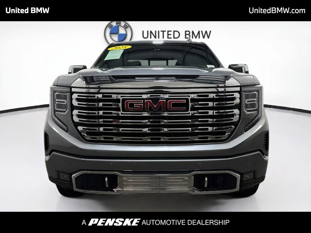 Used 2025 Sterling Metallic GMC Denali image 2