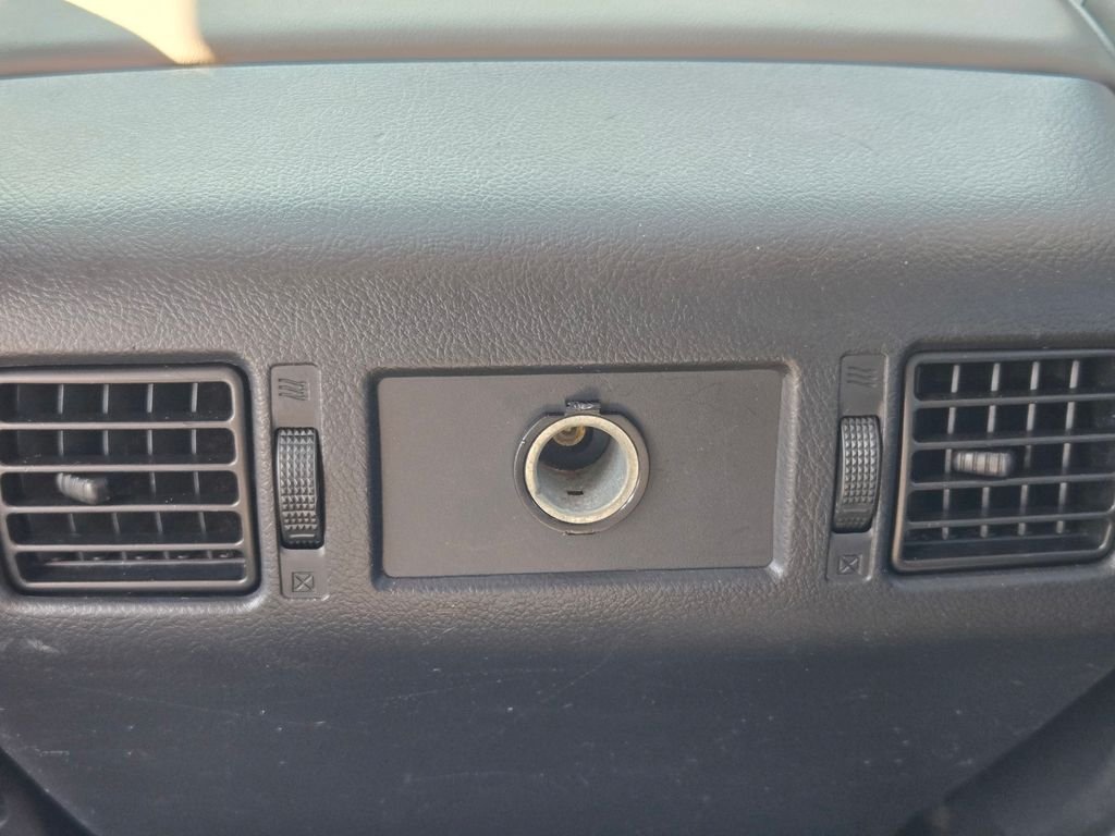 2017 Toyota Tundra Limited - Photo 26