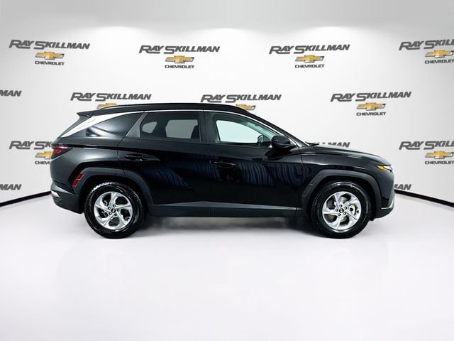 Used 2024 Black Hyundai SEL image 8